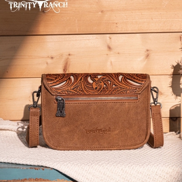 Brown Trinity Ranch crossbody purse new with tags - Picture 3 of 4
